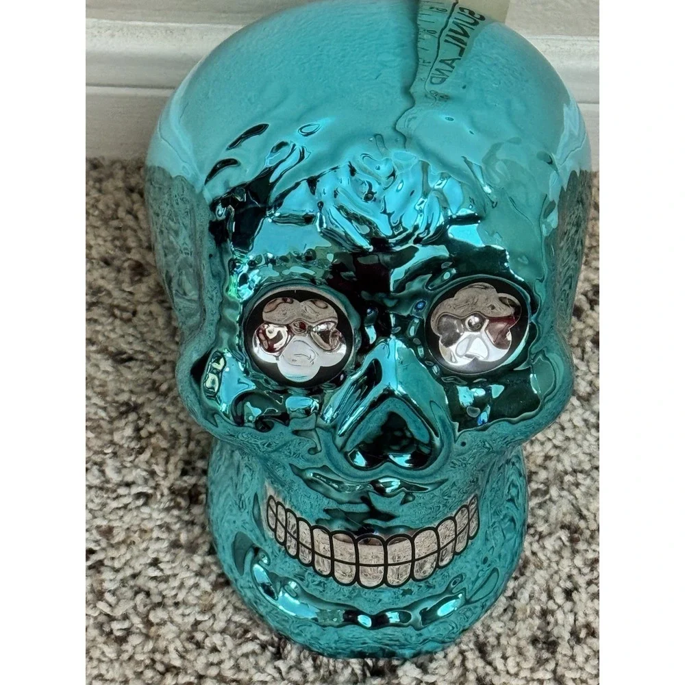 Cocinaware Day‎ Of The Dead Metallic 3D Skull Halloween Decor Blue Full Size
